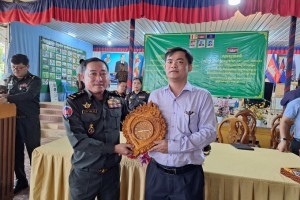 Khám và mổ mắt từ thiện của Đoàn y, bác sĩ Trung tâm Mắt Sài Gòn Hikari tại tỉnh Kampot, Campuchia