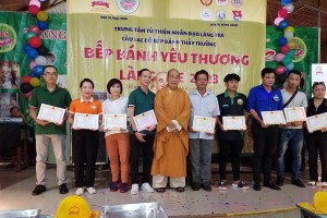 Trung tâm nhân đạo Làng Tre - Ấm áp “Bếp Bánh Yêu Thương 2023”