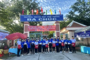 CLB Bếp Bánh Thầy Trường đồng hành cùng chương trình “Tiếp sức mùa thi 2023”