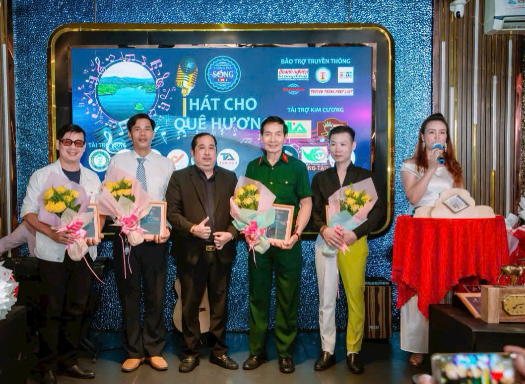 z7202719270816 22028fa61f50f3cff529d5a924688e45