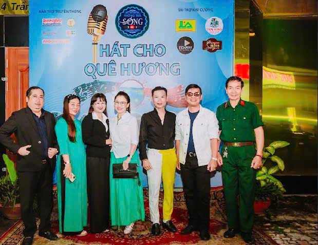 z7203106653076 4391bae320e06c8b4ead5b2e4f5f5f03